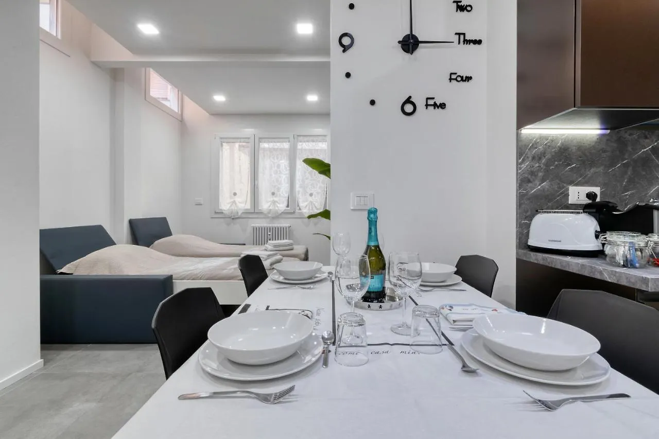 Guest House Ugo Lenzi بولونيا