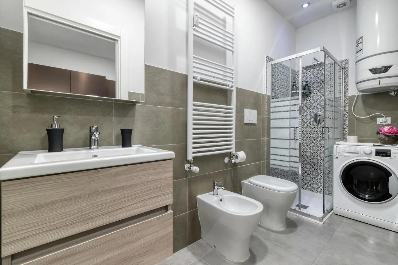 Guest House Ugo Lenzi Bologna Italy