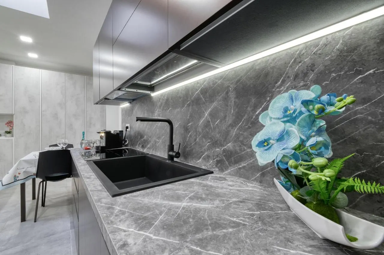 Apartamento Guest House Ugo Lenzi Bolonia Italia